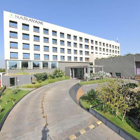 Narayani Heights, Ahmedabad Hotell Exteriör bild