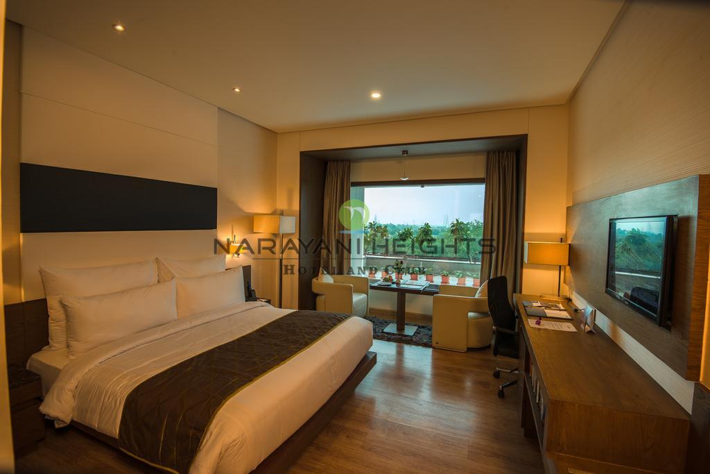 Narayani Heights, Ahmedabad Hotell Exteriör bild