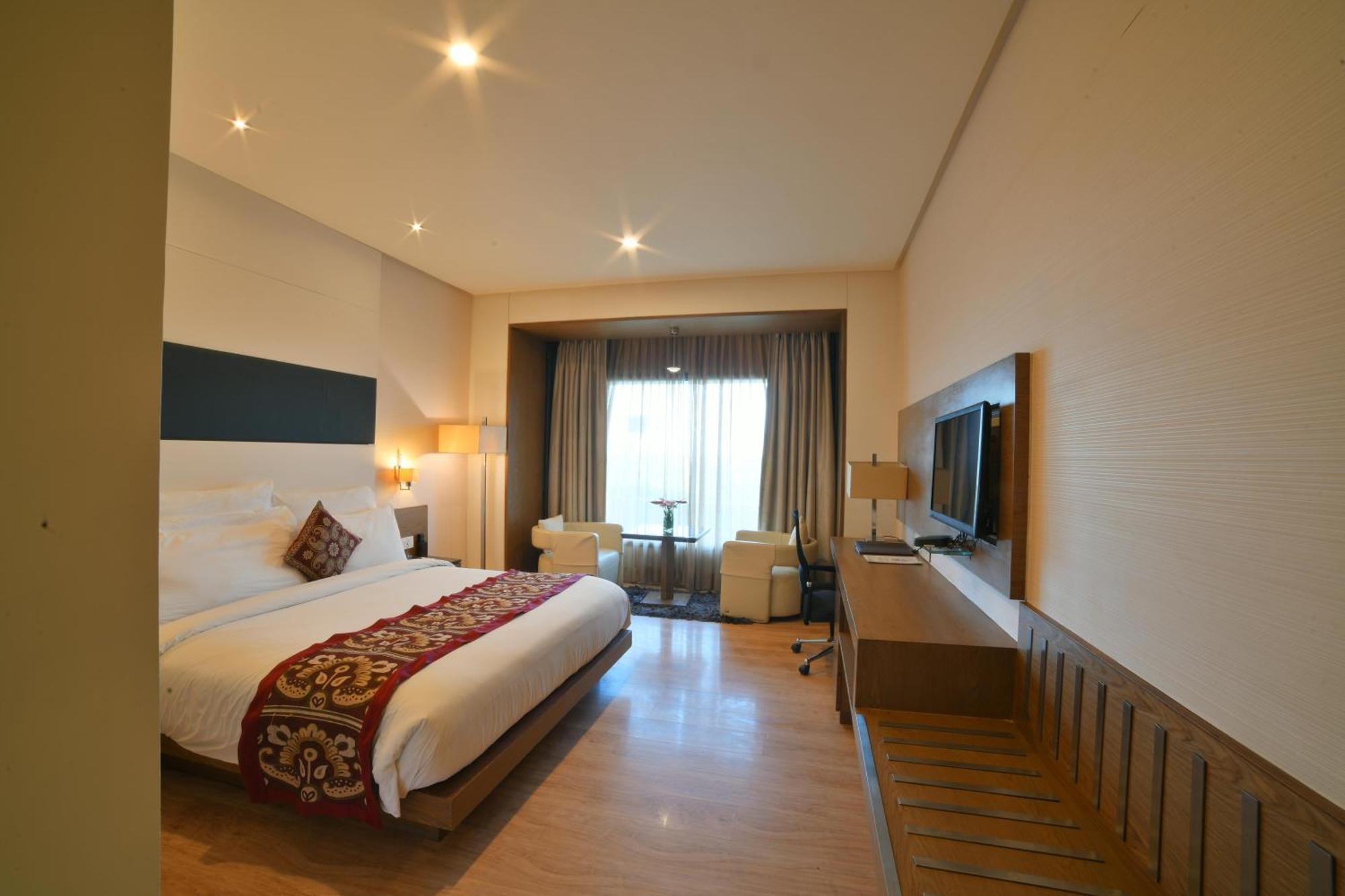 Narayani Heights, Ahmedabad Hotell Exteriör bild