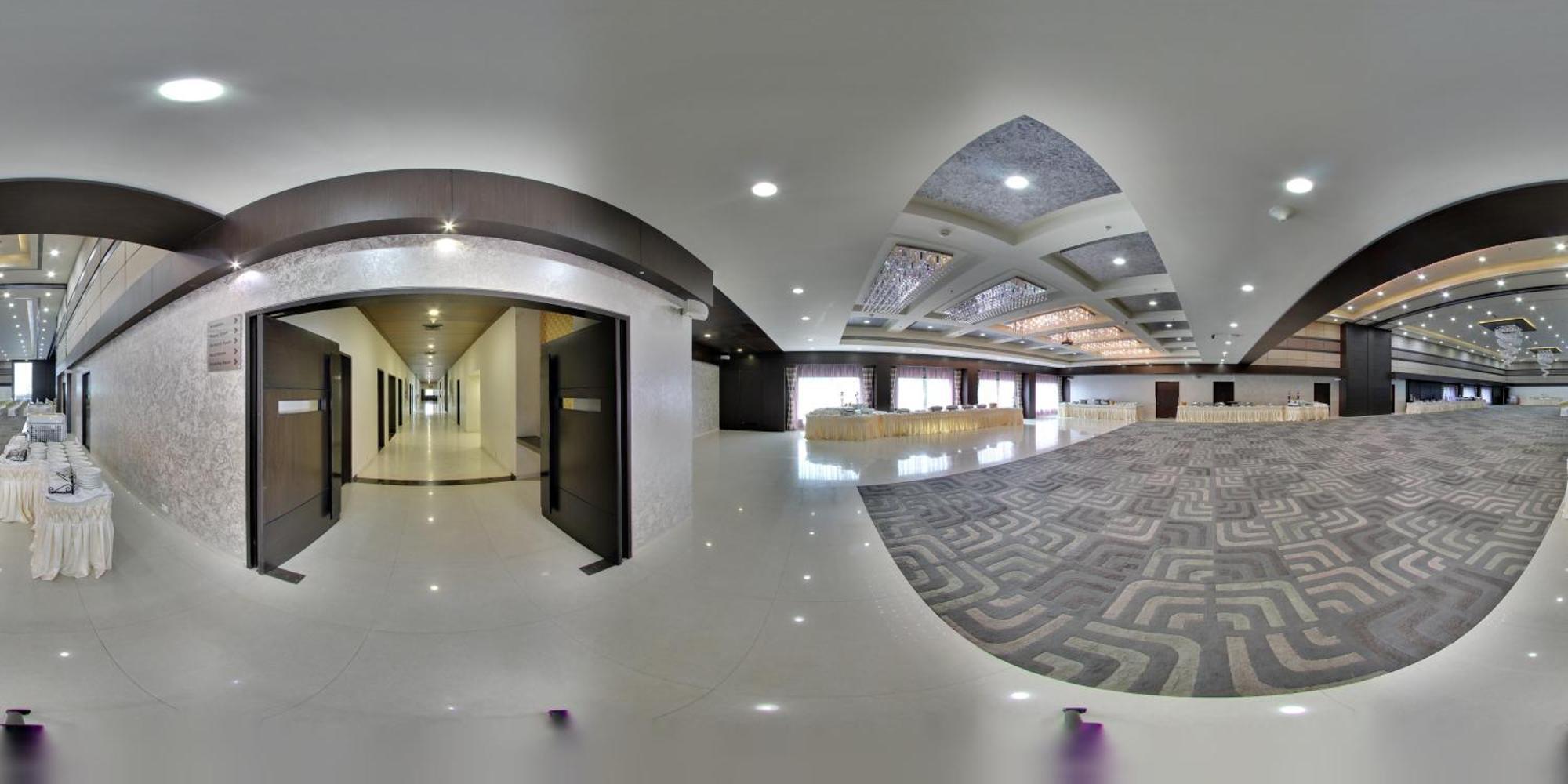 Narayani Heights, Ahmedabad Hotell Exteriör bild